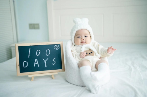 崇左宝宝多大开始攒肚子